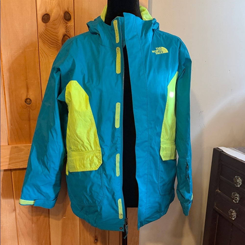 The North Face Kids Teal and Lime Coat - Picture 3 of 4